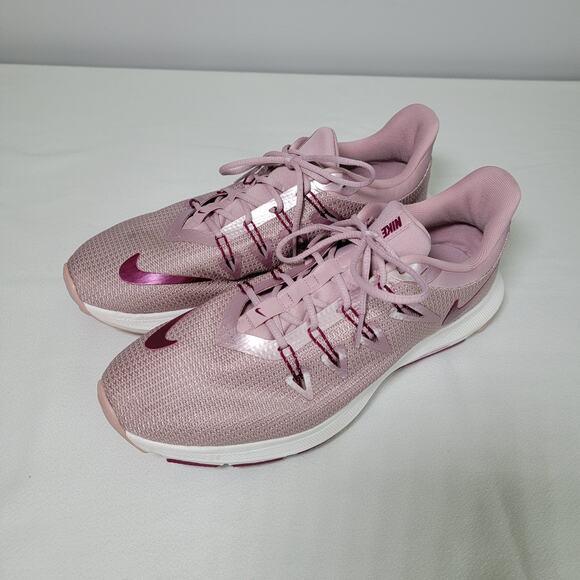 Nike Quest Running Shoes Women 10 Athletic Lightweight Athleisure Hiking Walking - Picture 3 of 12